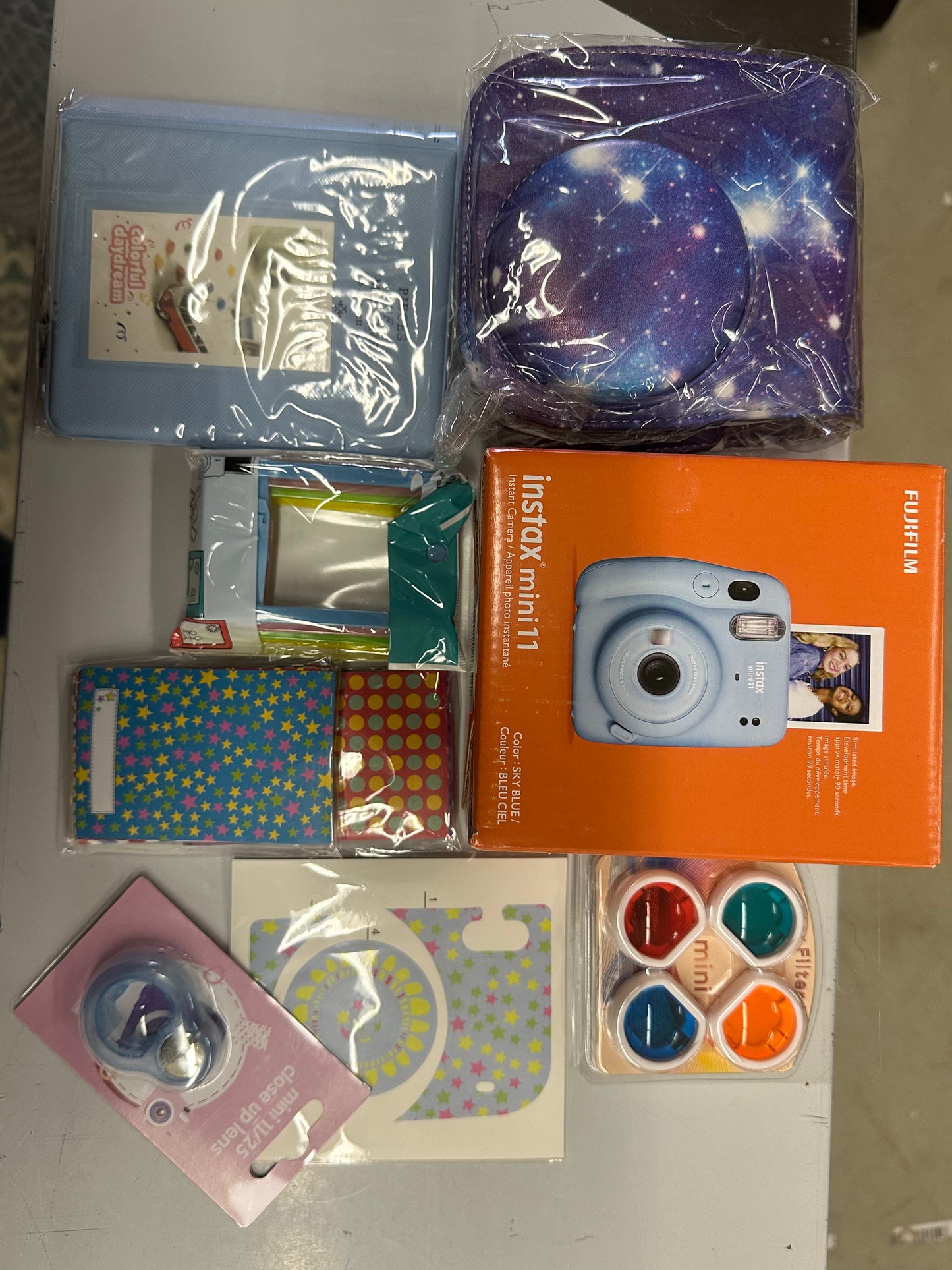 Instax Mini 11 Polaroid Camera Bundle